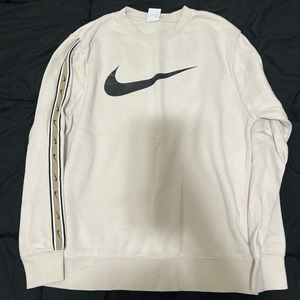 Crewneck Sweatshirt.